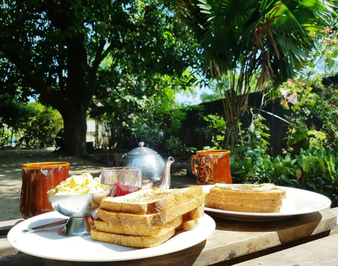 Breeze Guest House Trincomalee Exteriér fotografie